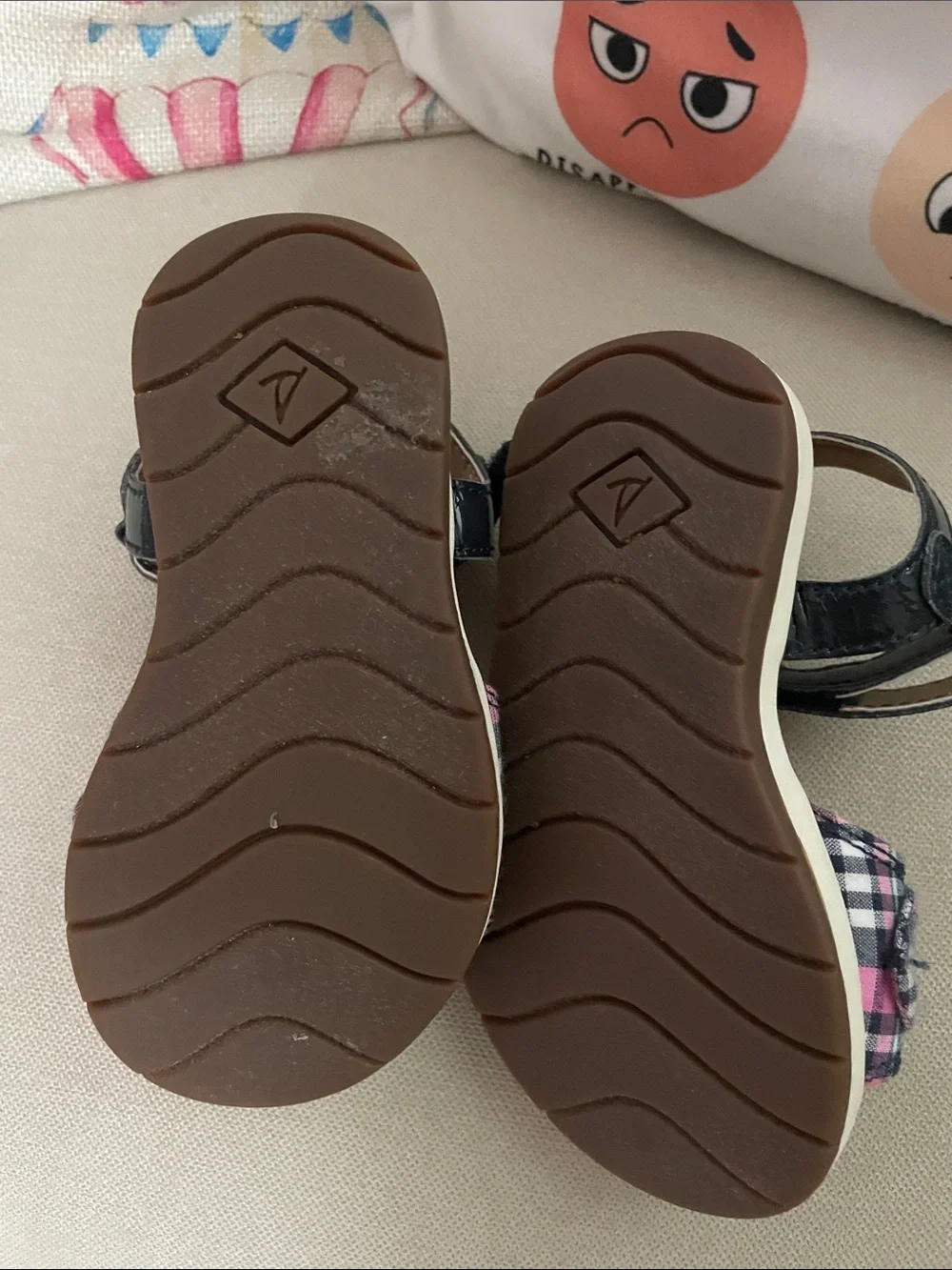 Sperry toddler sandals sz7